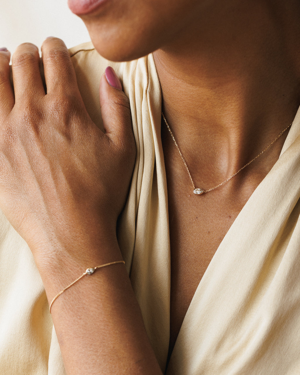 White Sapphire Zephyr Necklace