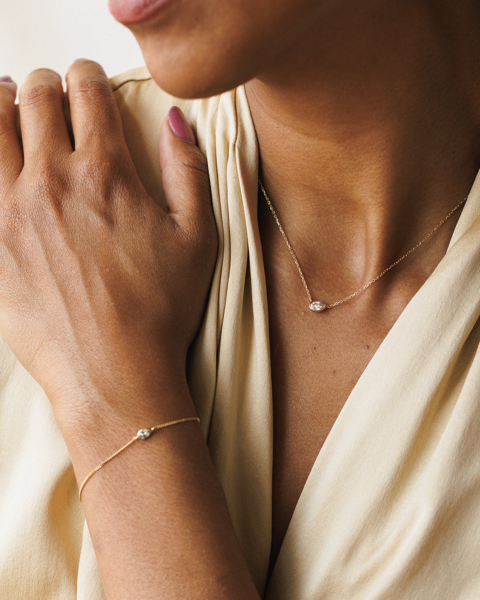 White Sapphire Zephyr Necklace