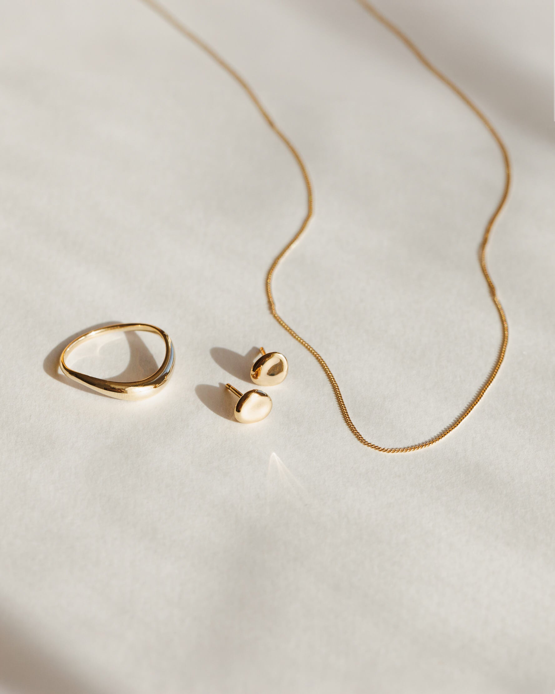 Pebble Studs