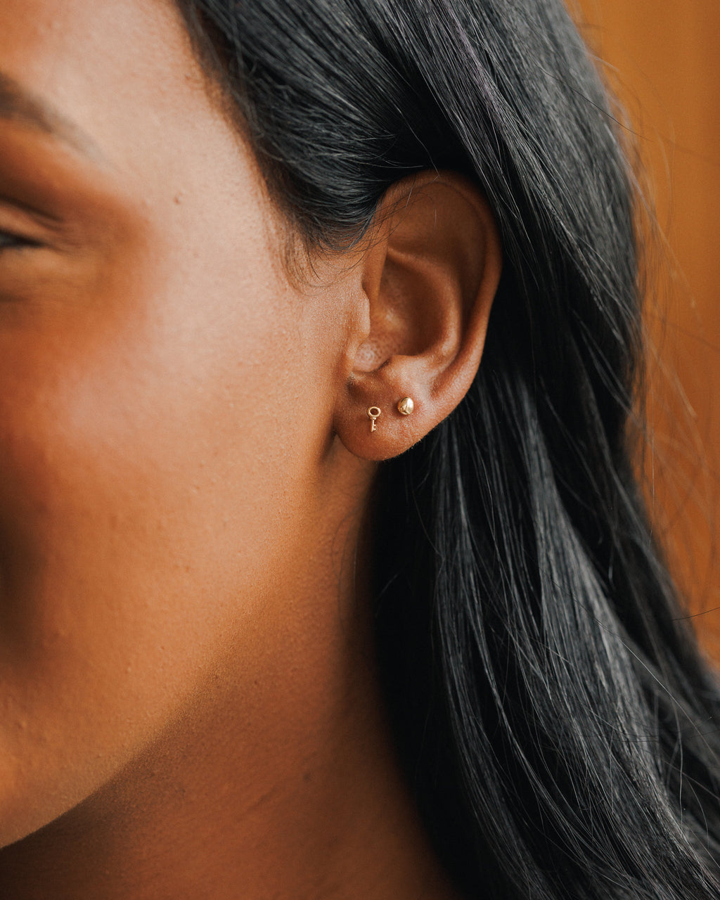 Material: 10k Solid Gold