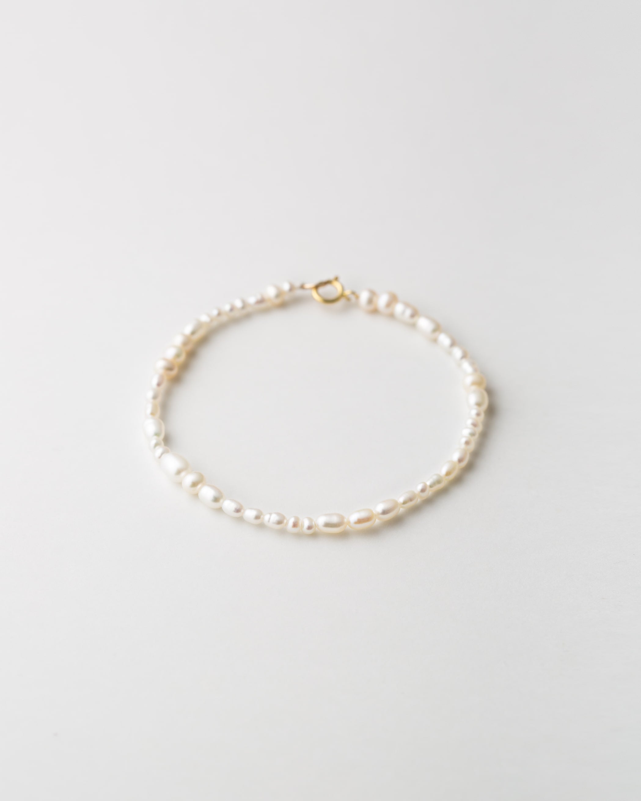 Organic Pearl Strand Bracelet