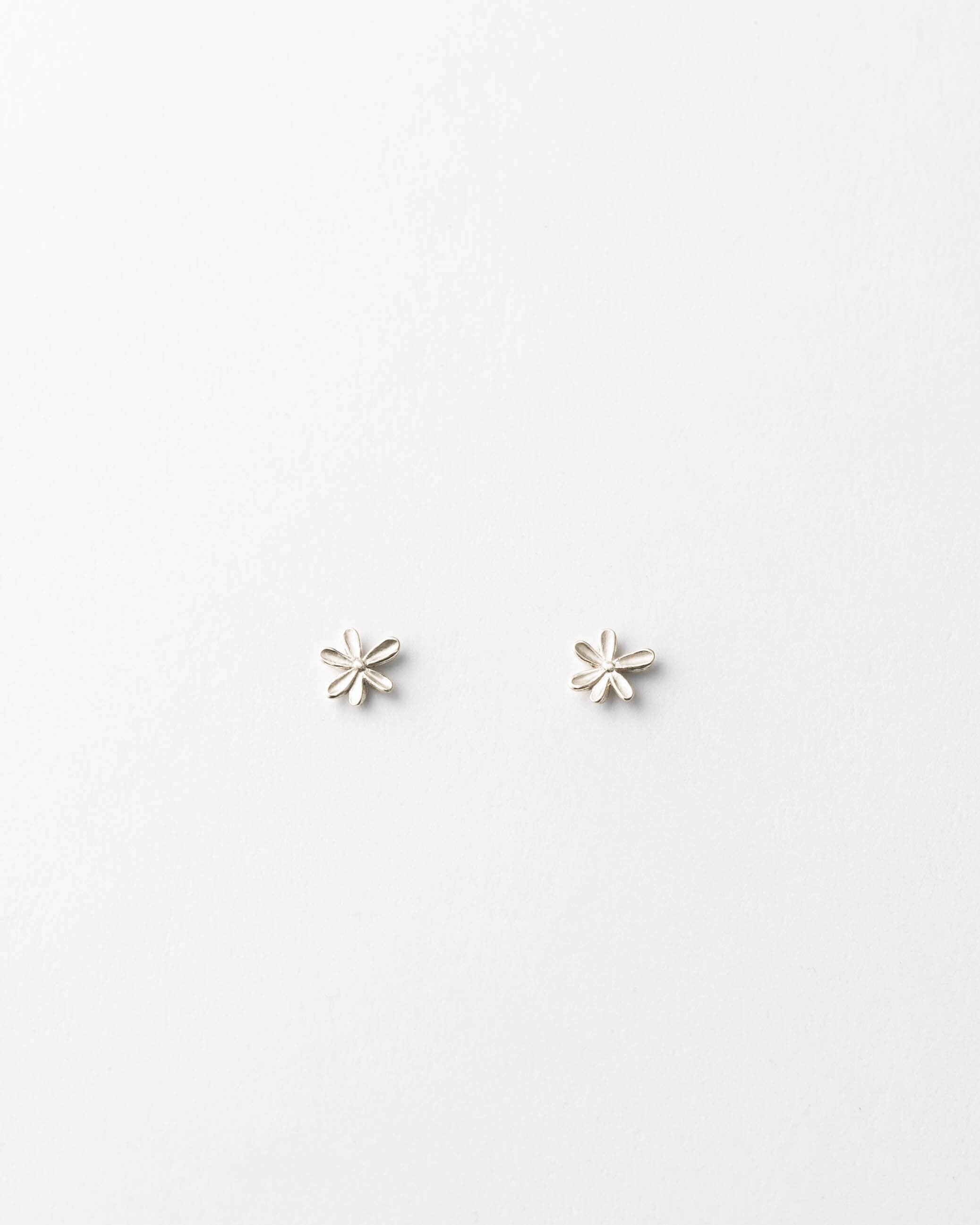 Material: Sterling Silver