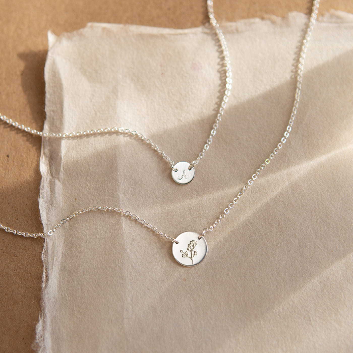 Small Flora Link Necklace